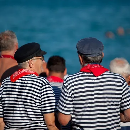 奥莉亚岛公寓 公寓