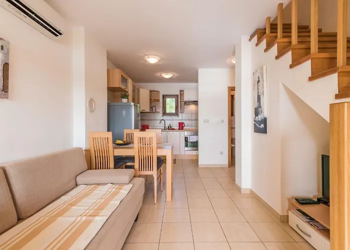 Apartment Insula Aurea